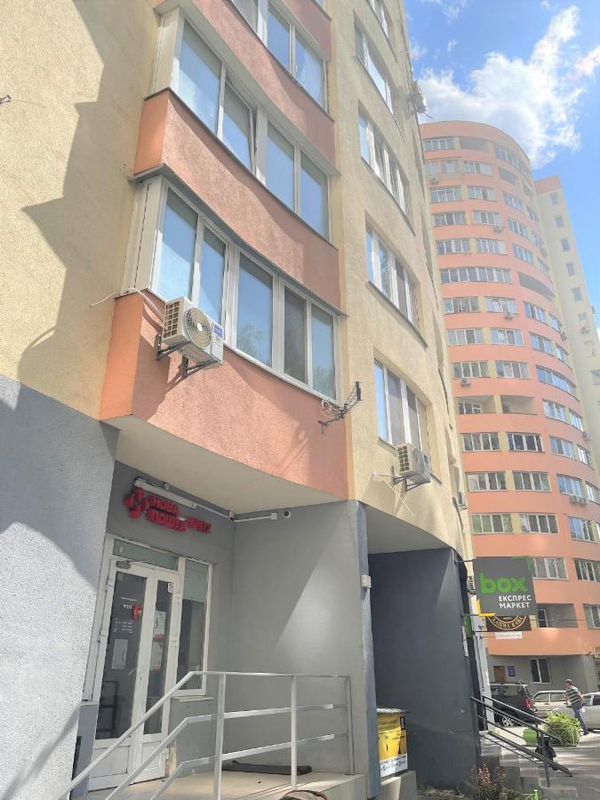 Luxcityapart On Olievskaya Kyiv Exterior photo
