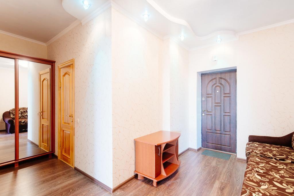 Luxcityapart On Olievskaya Kyiv Exterior photo